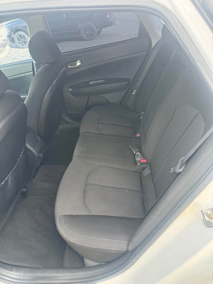 
								2016 Kia optima full									