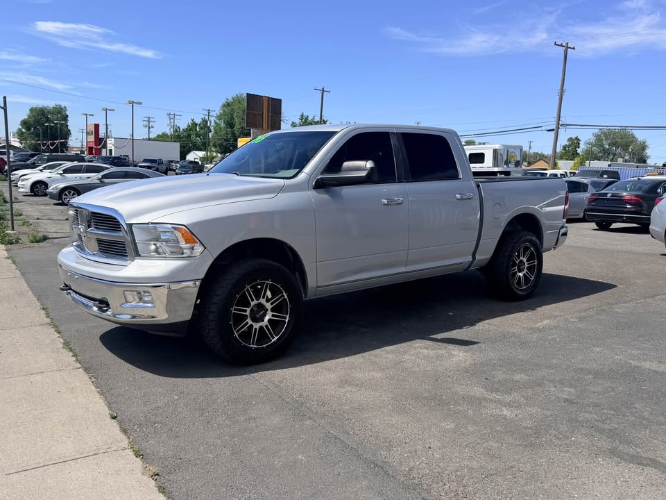 2011 Dodge ram 1500 crew cab SLT Pickup 4D 5 1/2 ft
