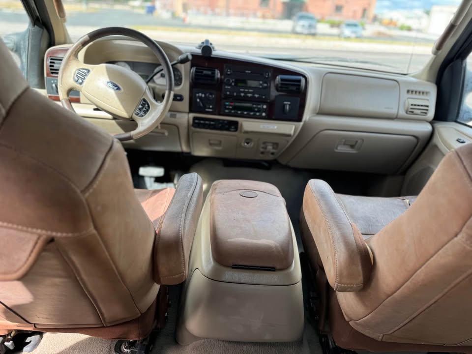 
								2005 Ford f350 super duty crew cab King Ranch Pickup 4D 8 ft full									