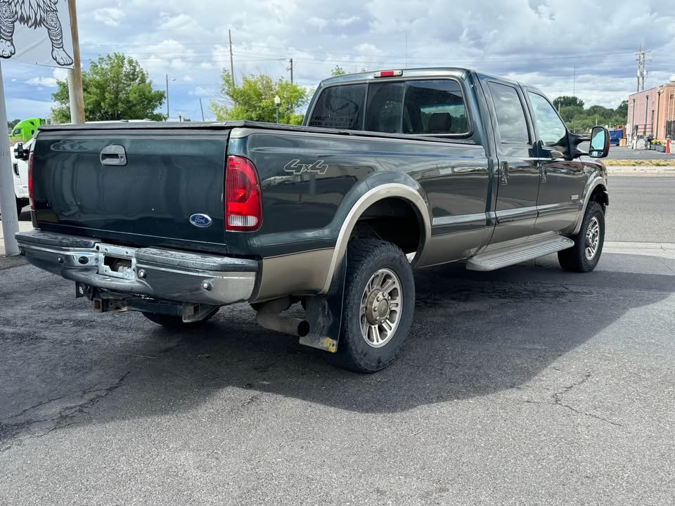 2005 Ford f350 super duty crew cab King Ranch Pickup 4D 8 ft