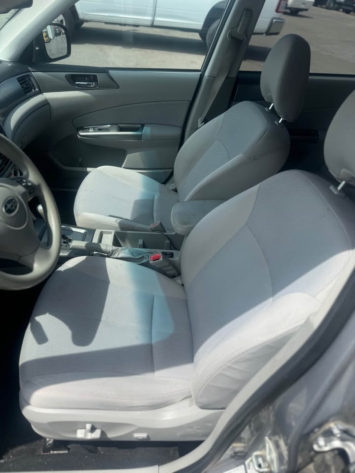 
								2011 Subaru forester 2.5X Premium Sport Utility 4D full									