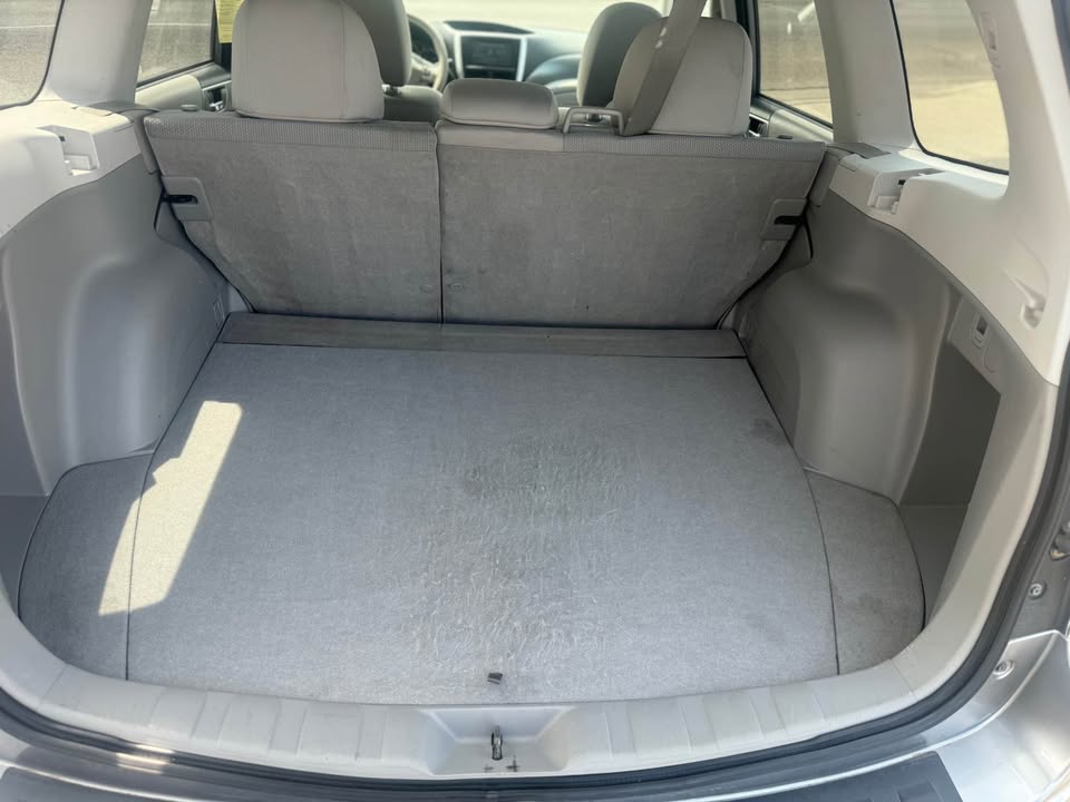 
								2011 Subaru forester 2.5X Premium Sport Utility 4D full									