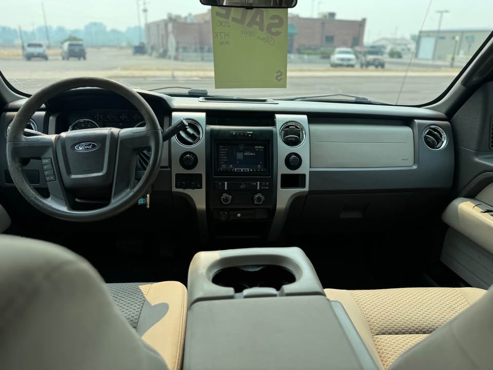 2011 Ford f150 supercrew cab XLT Pickup 4D 6 1/2 ft