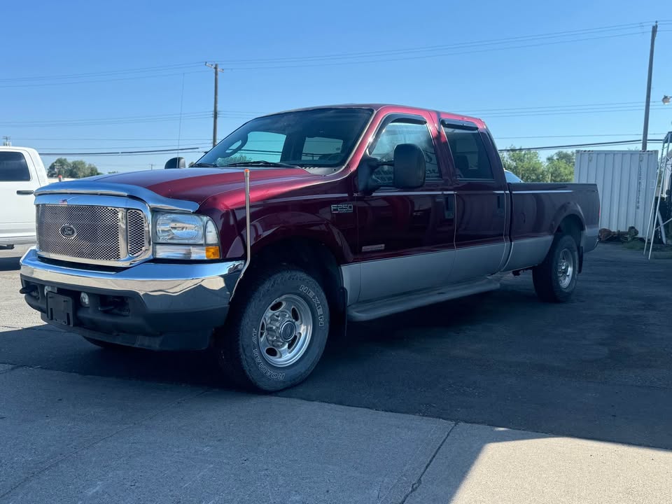 2004 Ford f250 super duty crew cab Lariat Pickup 4D 8 ft