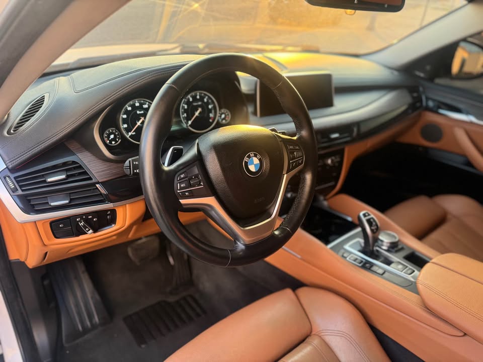 2016 BMW x6 xDrive35i Sport Utility 4D