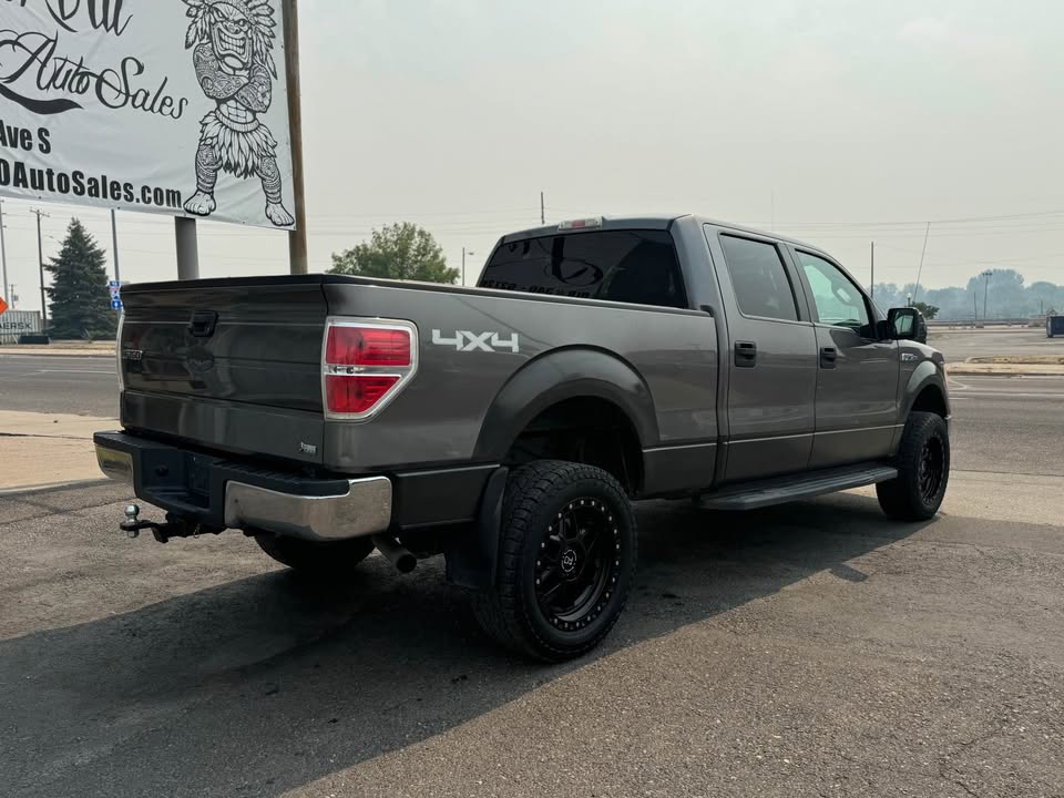 2011 Ford f150 supercrew cab XLT Pickup 4D 6 1/2 ft