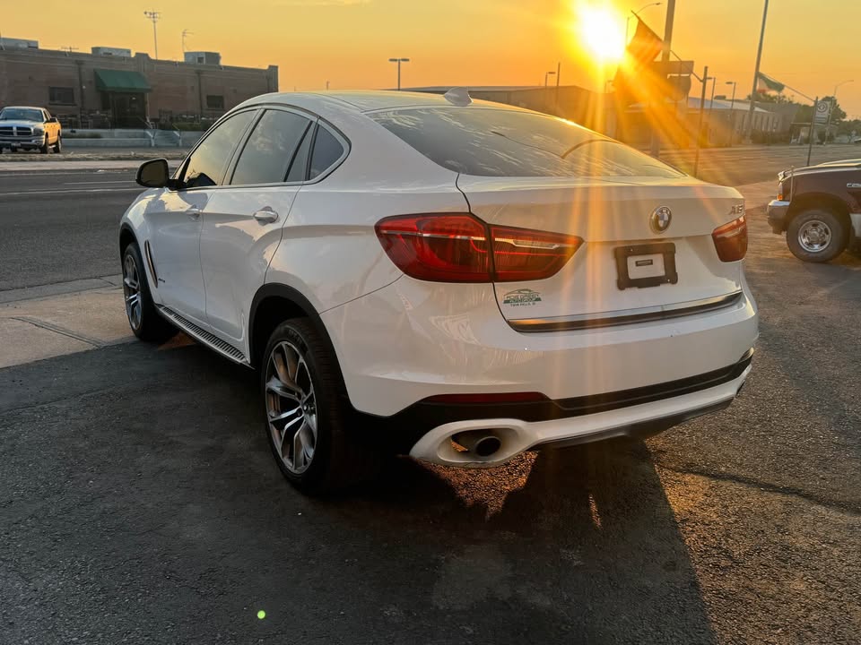 2016 BMW x6 xDrive35i Sport Utility 4D