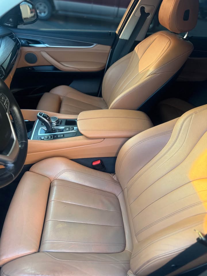
								2016 BMW x6 xDrive35i Sport Utility 4D full									