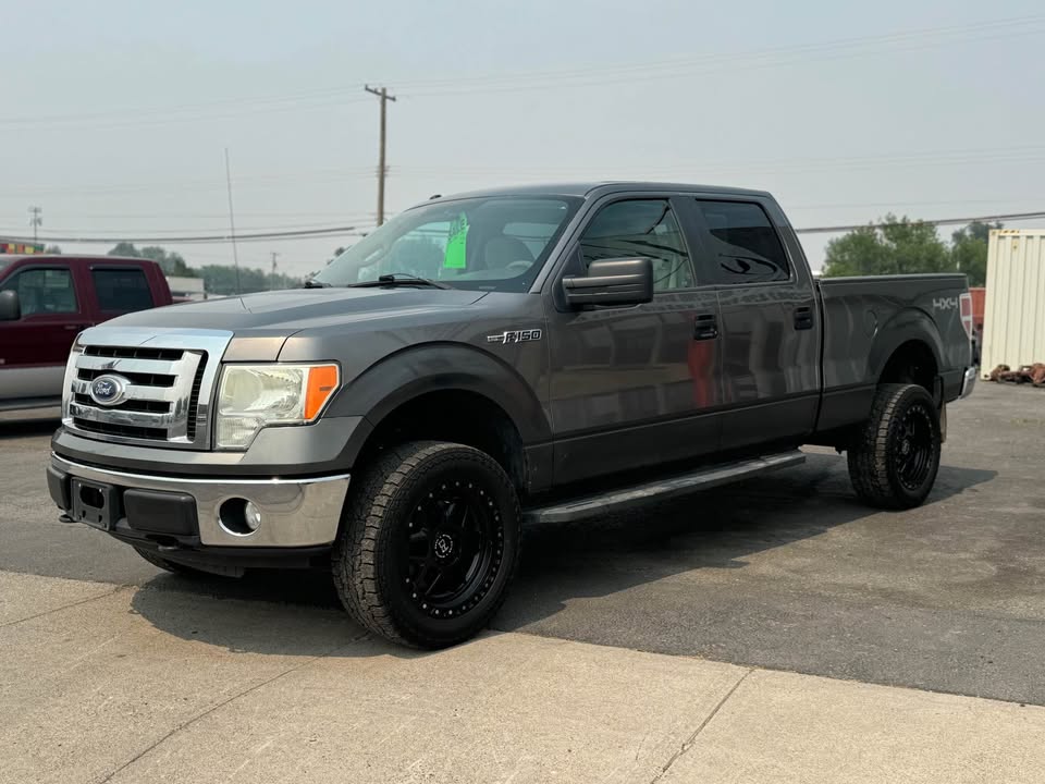 2011 Ford f150 supercrew cab XLT Pickup 4D 6 1/2 ft